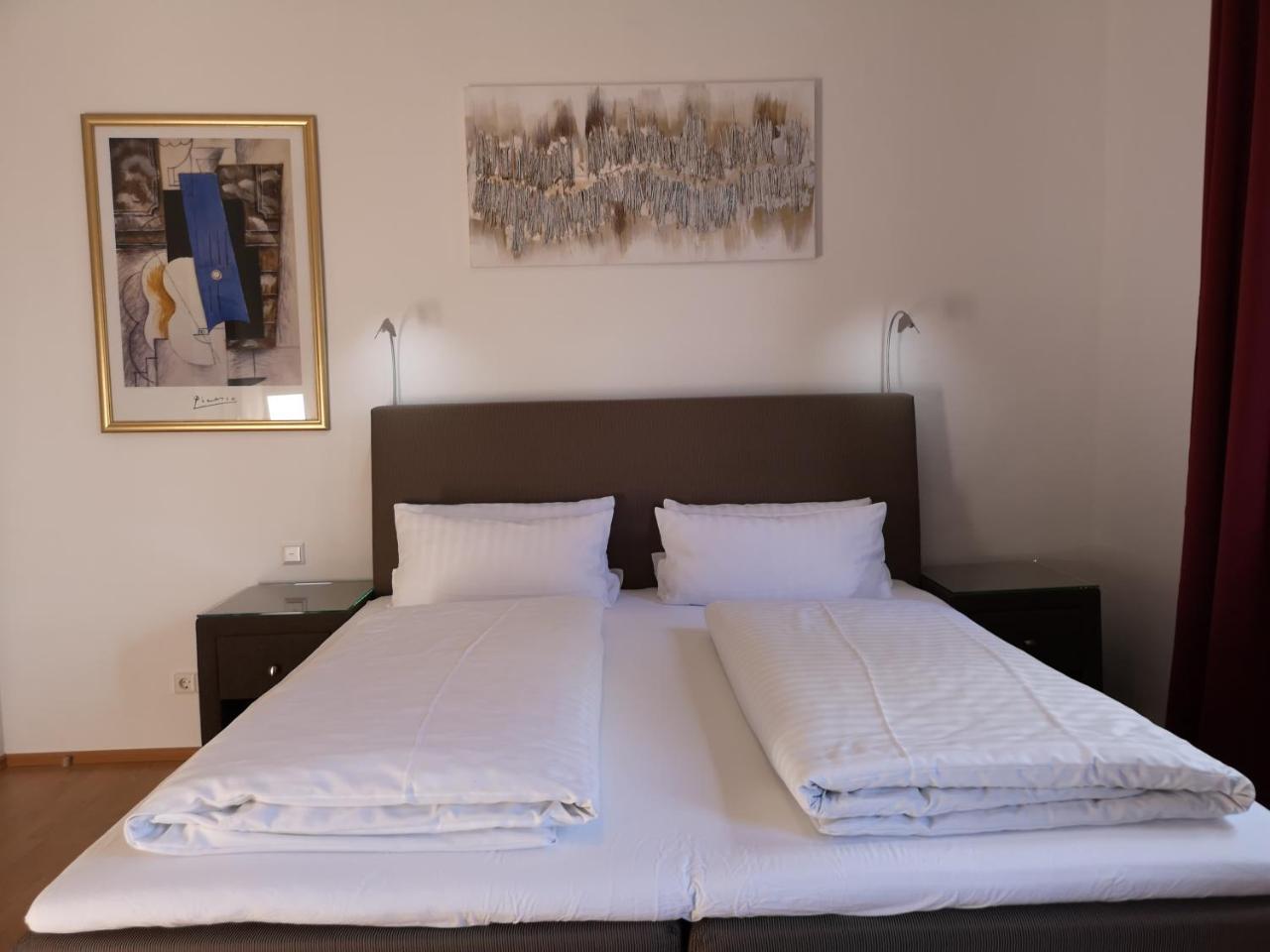 Tuniberg Restaurant Hotel Freiburg im Breisgau Luaran gambar